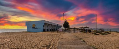 29.10.2020. Sergeevka tatil köyü Ukrayna 'nın Odessa bölgesinde güneşli bir sonbahar sabahı