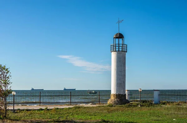 Vieux Phare Karabush Dans Village Balnéaire Morskoe Près Odessa Ukraine Photo De Stock