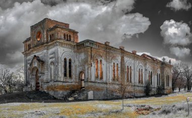 Lymanske Köyü, Odessa Bölgesi, Ukrayna 'da terk edilmiş Katolik Kilisesi.