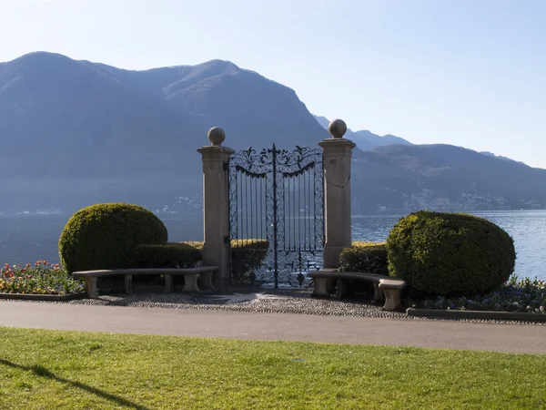 Lugano, Parco Ciani, slavná brána — Stock fotografie