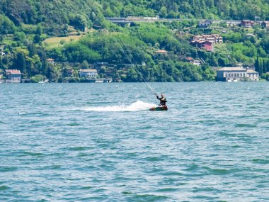 Kitesurfing eylem göle