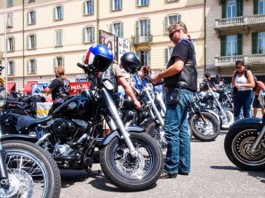 İsviçre Harley gün üçüncü baskı