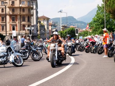 İsviçre Harley gün üçüncü baskı