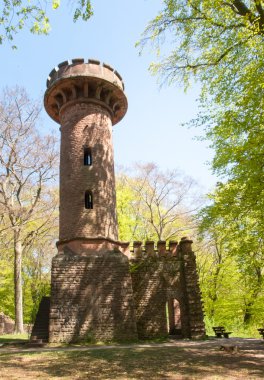 Heidelberg Castle, Heiligenbergturm