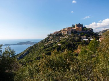 Fransız Riviera, Fransa: Nice ve St. Tropez arasındaki kıyı manzarası