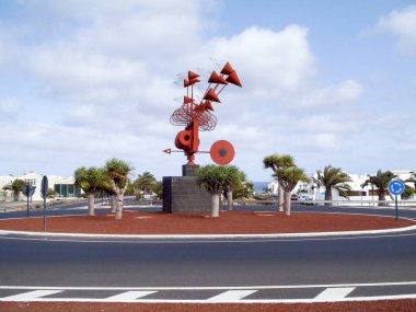 Lanzarote, İspanya: Rüzgara duyarlı bir sistemle yol kavşağı