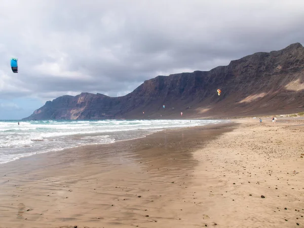 Lanzarote Spanje Famara Strand Het Noorden Van Het Eiland — Stockfoto