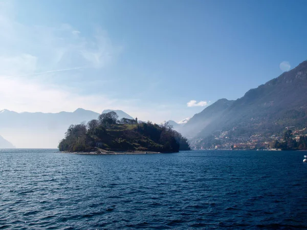 Ossuccio Italia Frente Lago Edificios Históricos Famosa Ciudad —  Fotos de Stock