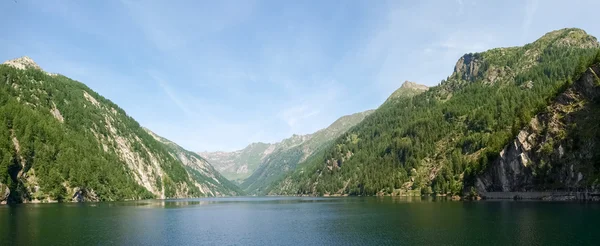 Lago de ancião — Fotografia de Stock