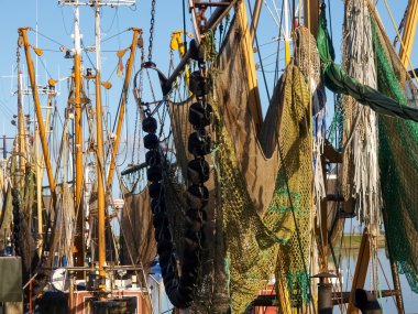 Greetsiel, balıkçı tekneleri.
