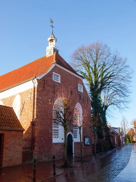 Greetsiel, typiska hus i byn — Stockfoto