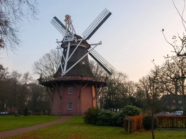 Bad Zwischenahn, moinho de vento no museu ao ar livre — Fotografia de Stock