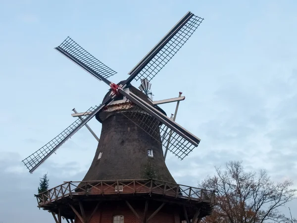 バート ツヴィッシェンアーン、野外博物館の風車 — ストック写真