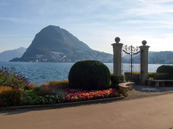 Lugano，瑞士。从植物公园图片 — 图库照片