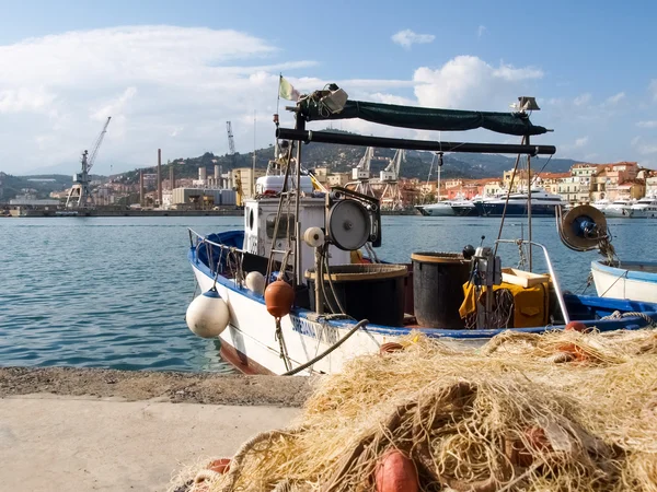 Barche da pesca ormeggiate — Foto Stock