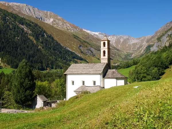 Alpes suisses, walley de Blenio — Photo