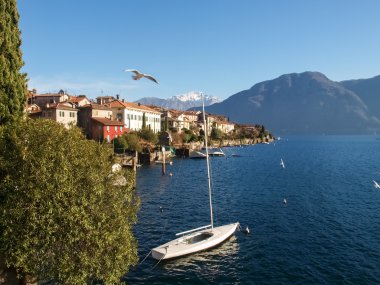 Sala Comacina, Como Gölü. Liman ile küçük Körfez ve 