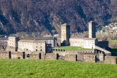 Bellinzona, Castelgrande görünümünü