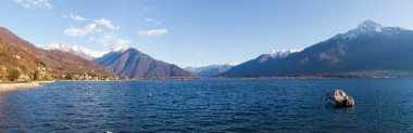 Lake Como, İtalya. Göl ve dağların Gera l Panoraması