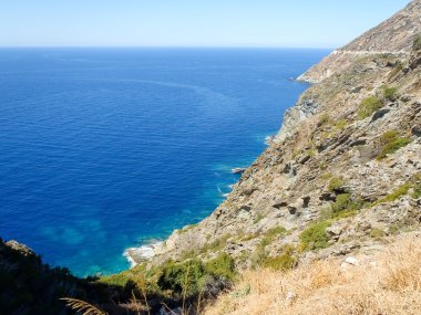 Cap Corse, Akdeniz kıyılarında.