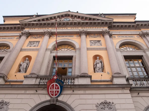 Hügel der Stadt Lugano. — Stockfoto