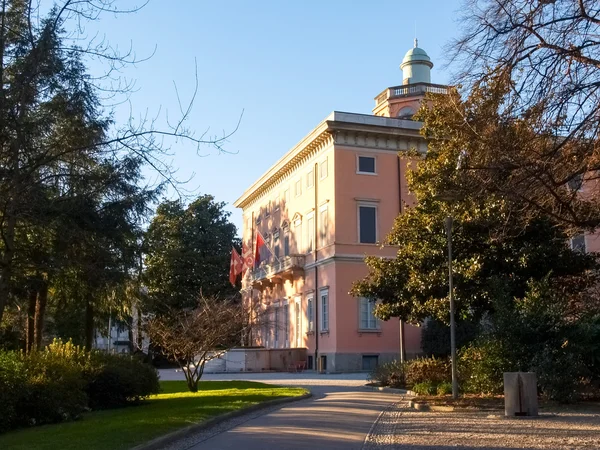 Villa Ciani wewnątrz ogrodu botanicznego — Zdjęcie stockowe