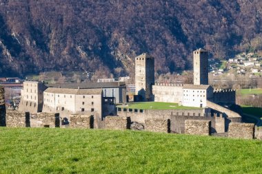 Bellinzona, Castelgrande görünümünü