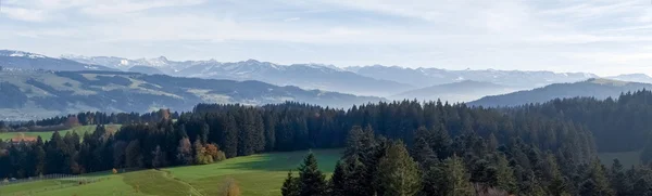 Vue panoramique sur les Alpes — Photo