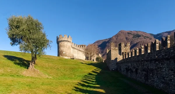 Bellinzona, Castelo de Montebello — Fotografia de Stock