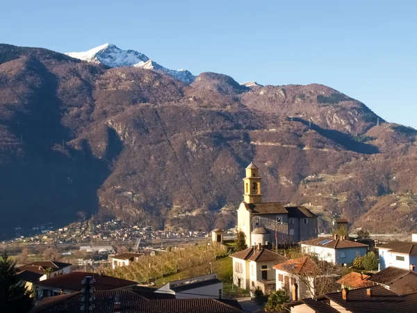 Bellinzona, a Artore templom — Stock Fotó