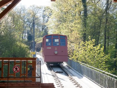 Bergbahn Kormarkt-Molkenkur, Koenigstuhl