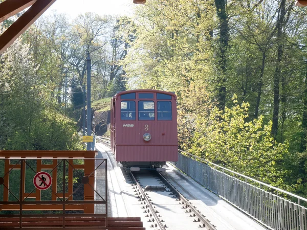 Kormarkt-摩尔根疗养院 Bergbahn Koenigstuhl — 图库照片