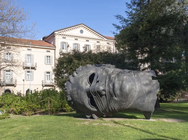 Lugano, monument eros mit verbundenen augen — Stockfoto