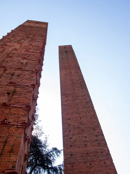 Pavia. mittelalterliche Türme — Stockfoto