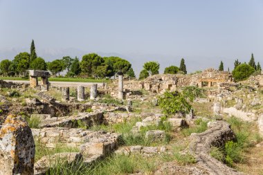 Hierapolis, Türkiye. Antik kenti ve su dağıtım sistemi kalıntıları