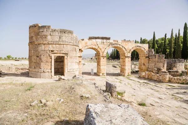 Hierapolis, Turcja. Domicjan bramy, widok z miasta, 86-87 lat Ad — Zdjęcie stockowe