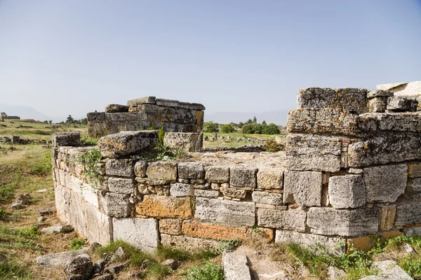 Турция, Иераполис. Руина крепостной постройки в археологической зоне — Stok fotoğraf