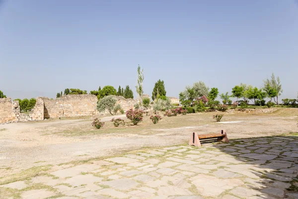 古老的城市 由贝加蒙国王欧迈尼斯二世建于公元前 190 它的废墟是马奇土耳其城市位于 赫拉古代城市的废墟是教科文组织世界遗产站点 — 图库照片