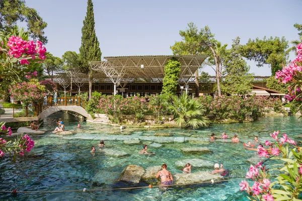 HIERAPOLIS (PAMUKKALE), TURKEY - JUNE 27, 2014: Photo of Antique Pool (Pool Cleopatra) Royalty Free Stock Photos