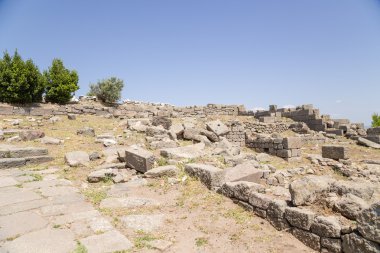 Türkiye. Bergama Acropolis, arkeolojik alanına antik kalıntılar