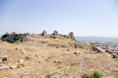 ??????? ????? ??? ????? ??? -????? ???? ?????????? ????????. Türkiye. Bergama Acropolis arkeolojik alanda sur kalıntıları