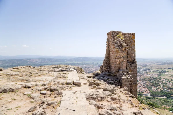 Akropol z Pergamonu, Turcja. Krajobraz z ruinami budynków zabytkowych — Zdjęcie stockowe