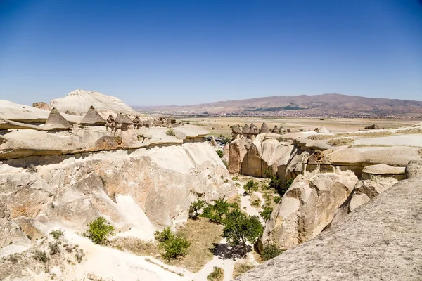 Capadócia, Turquia. A paisagem pitoresca do Vale do Pashabag (Vale dos Monges ) — Fotografia de Stock