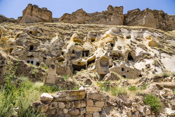 Turquía, Urgup. Cuevas de toba del casco antiguo — Foto de Stock