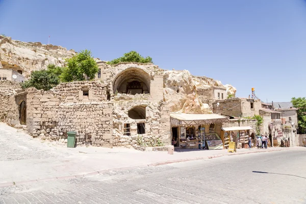 URGUP, TURKEY - JUN 25, 2014: Photo of "cave" house in the old town — Stock Photo, Image