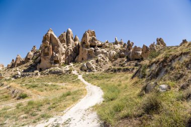 Kapadokya. Göreme Milli Parkı kayalarda mağaralarda