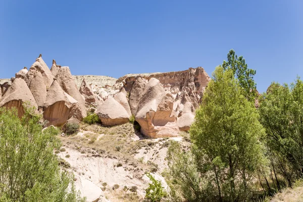 Каппадокії. Краєвид в долині Devrent — стокове фото