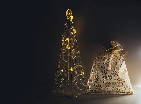 Arbre Noël Plastique Transparent Avec Éclairage Pochette Cadeau Vide Dans — Photo