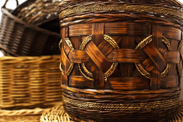 Close Beautiful Wicker Handmade Bamboo Basket Ropes Home Storage Design — Stock Photo, Image