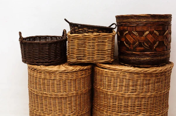 Close Handmade Entwine Straw Wicker Baskets Handle Cap Home Storage — Stock fotografie